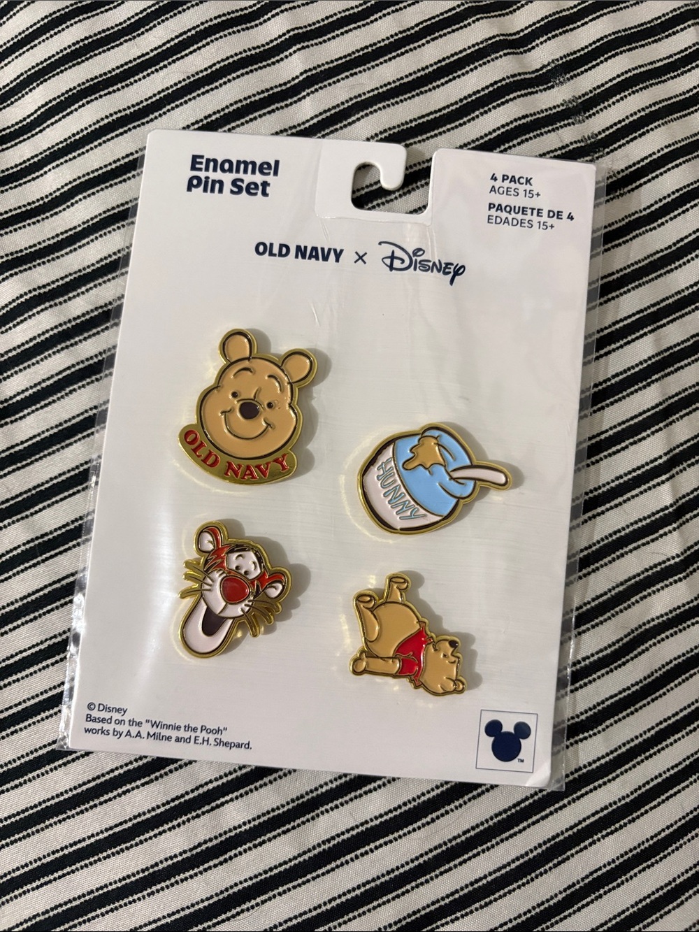 Old Navy Disney Winnie the Pooh Enamel Pin Set of 4